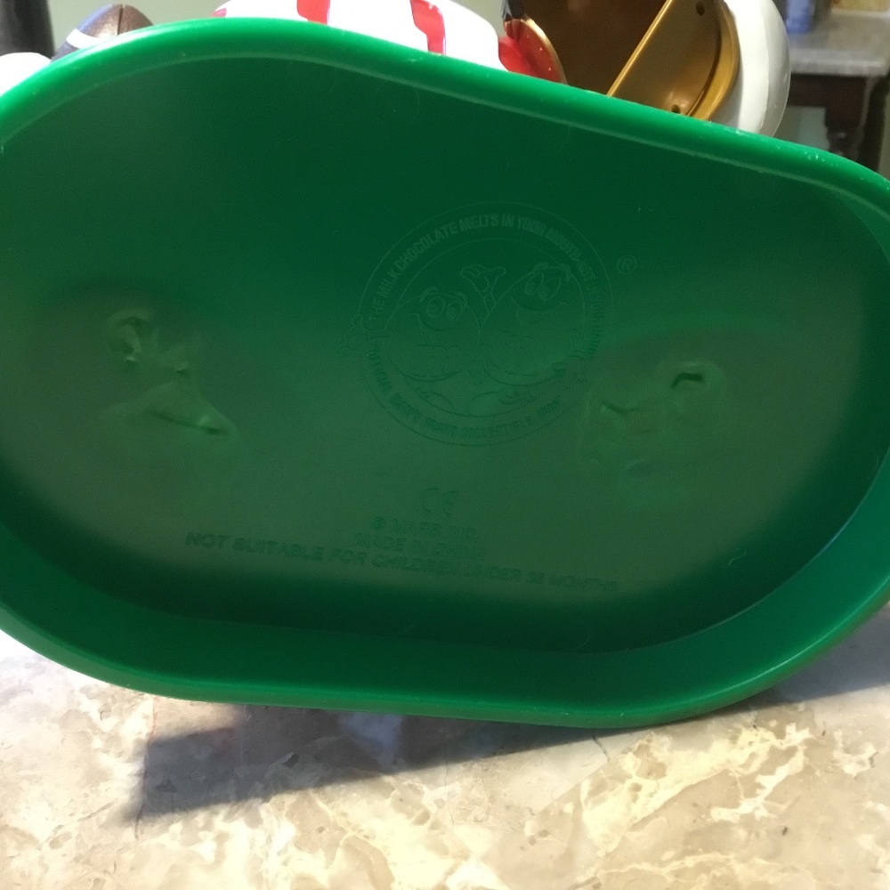 Vintage M&M Sport Candy Dispenser Limited Edition Football - Picture 12 of 16